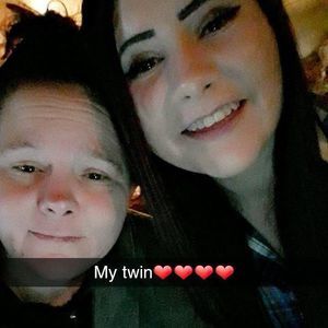 Meet your Posher, Dominique